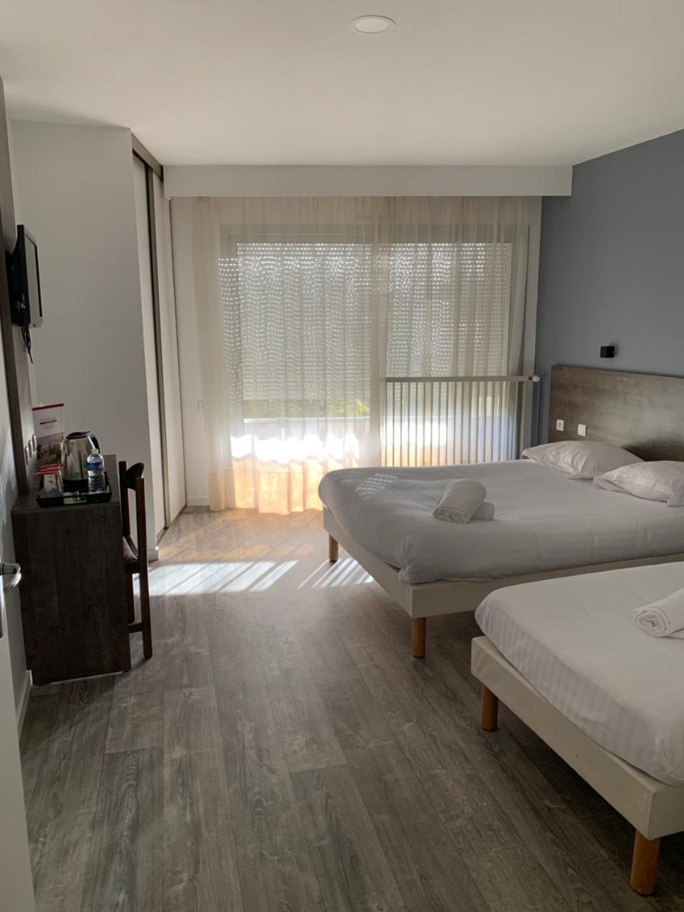 Hotel Au Relais Des Lilas Партене Екстериор снимка