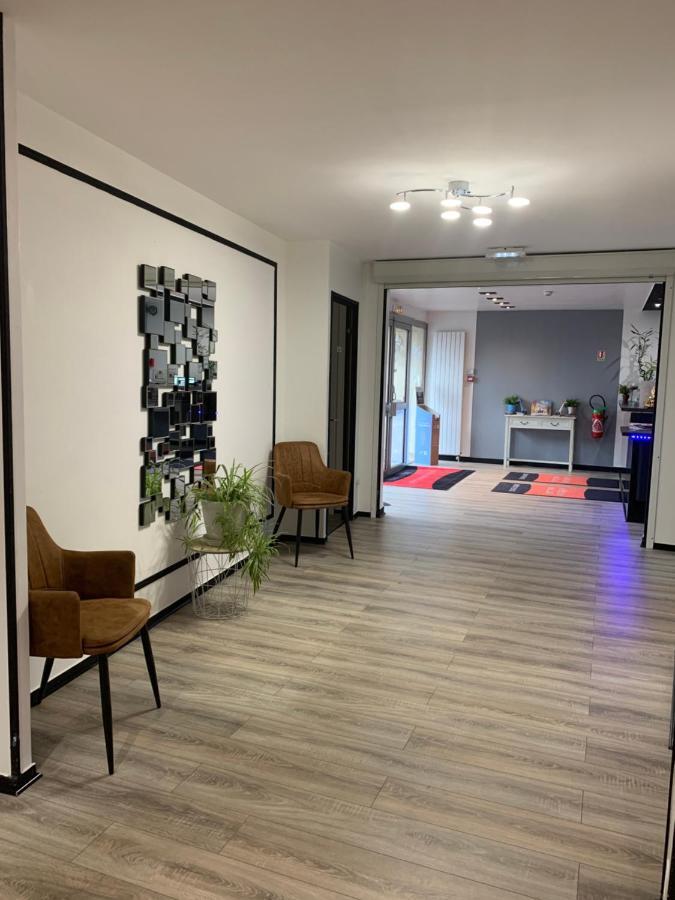 Hotel Au Relais Des Lilas Партене Екстериор снимка